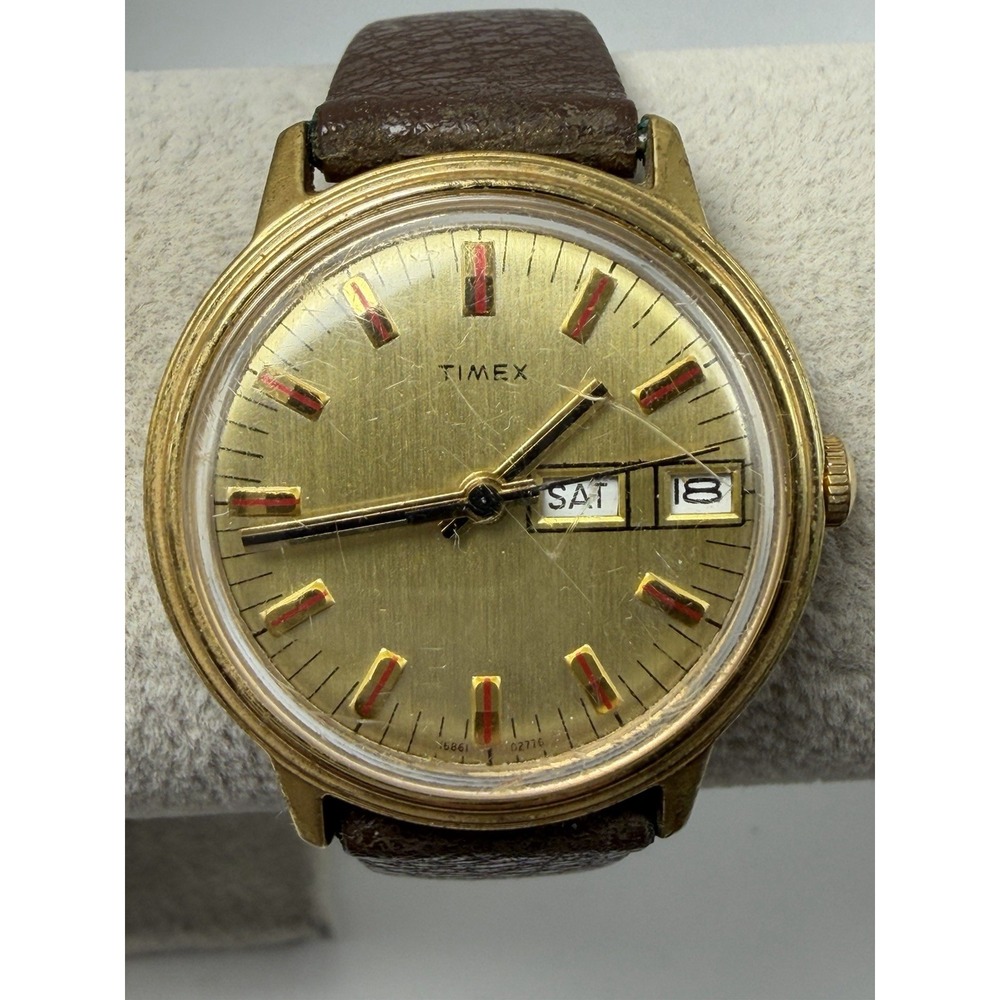 Timex 1976 Mens Mercury Manual Wind Watch 35MM 7.5" 1686102776 Day/Date